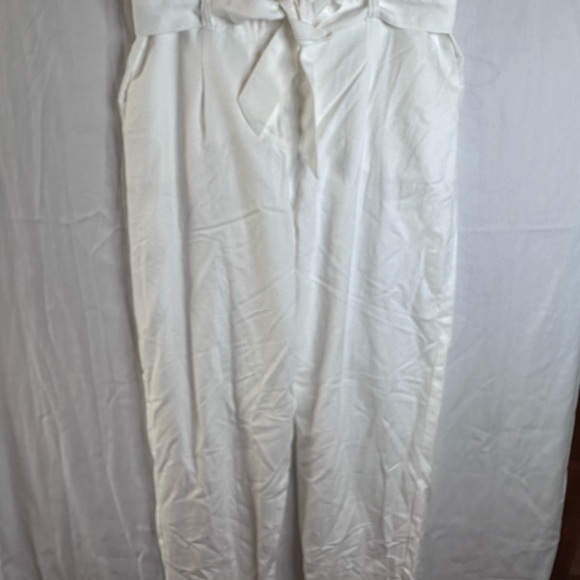Calvin Klein white bag style belted dress pants - Picture 1 of 11